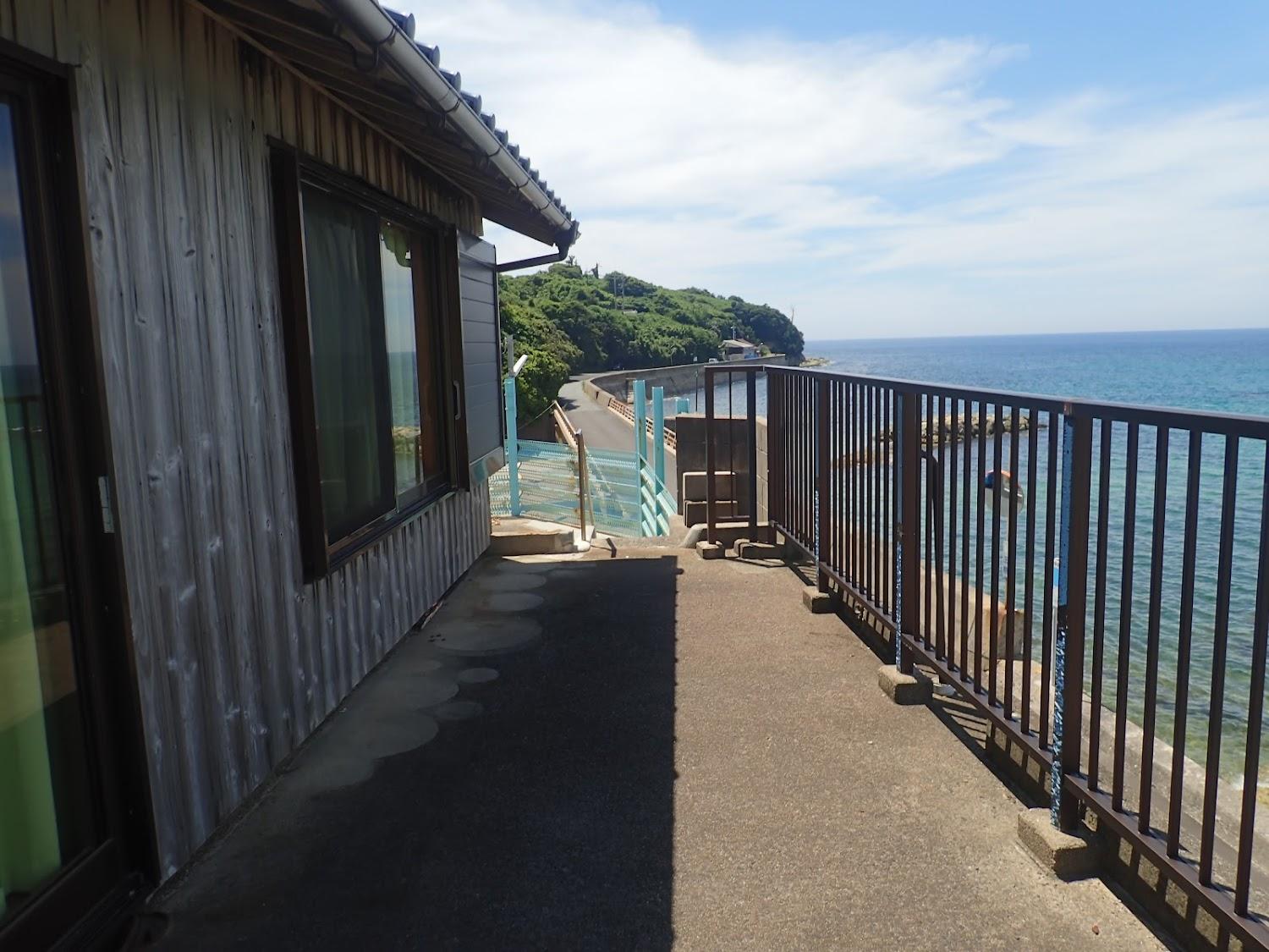 Cover Image for コンドミニアム海のまんまえ荘