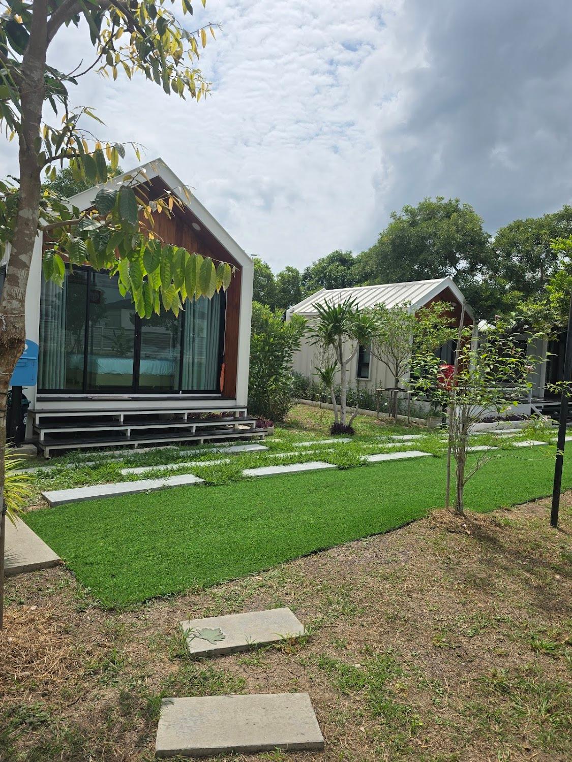 Cover Image for บ้านสวนนายไปรษณีย์ 13049 Baansuannaipraisanee