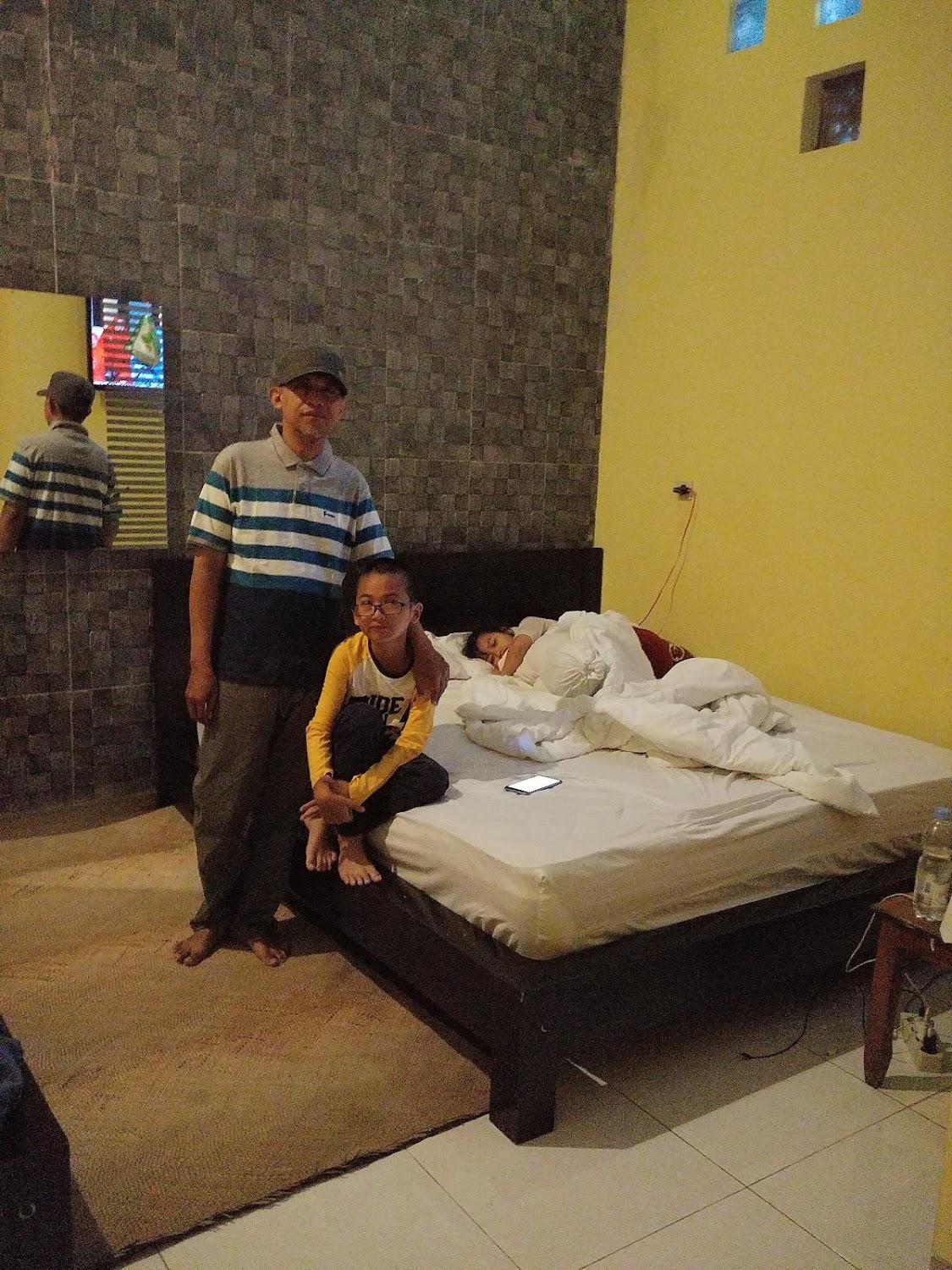 Cover Image for Homestay & Penginapan Mbok Dhe