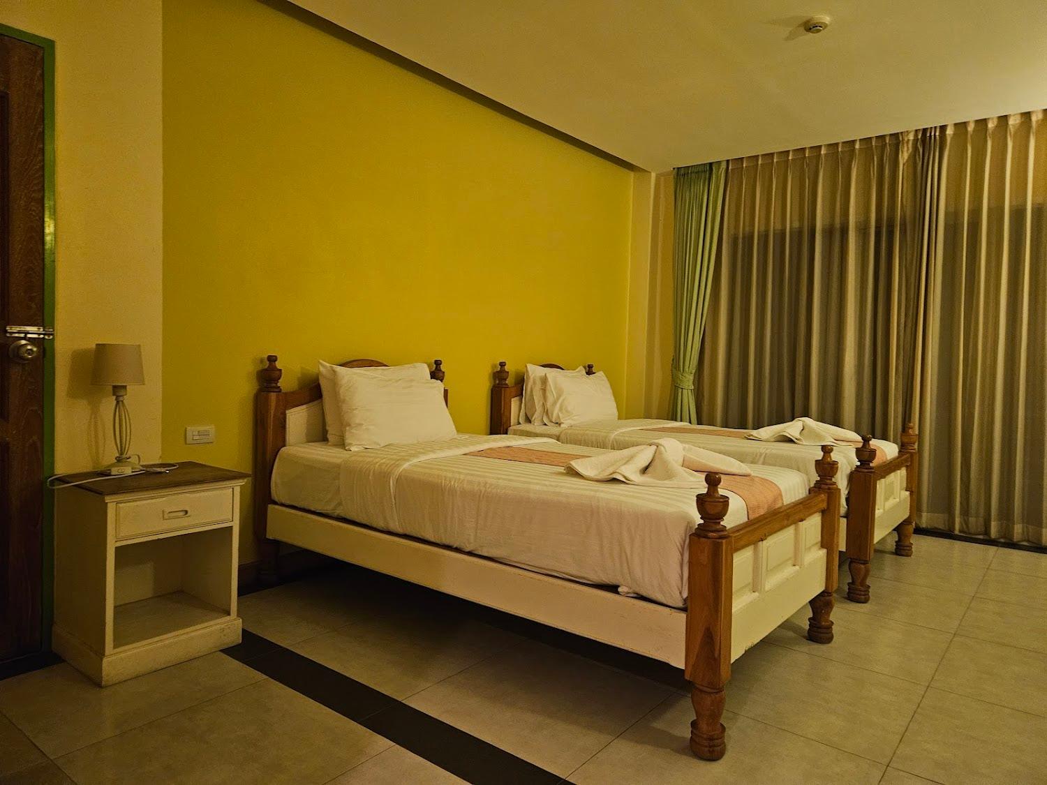 Cover Image for Amphawaree Hotel