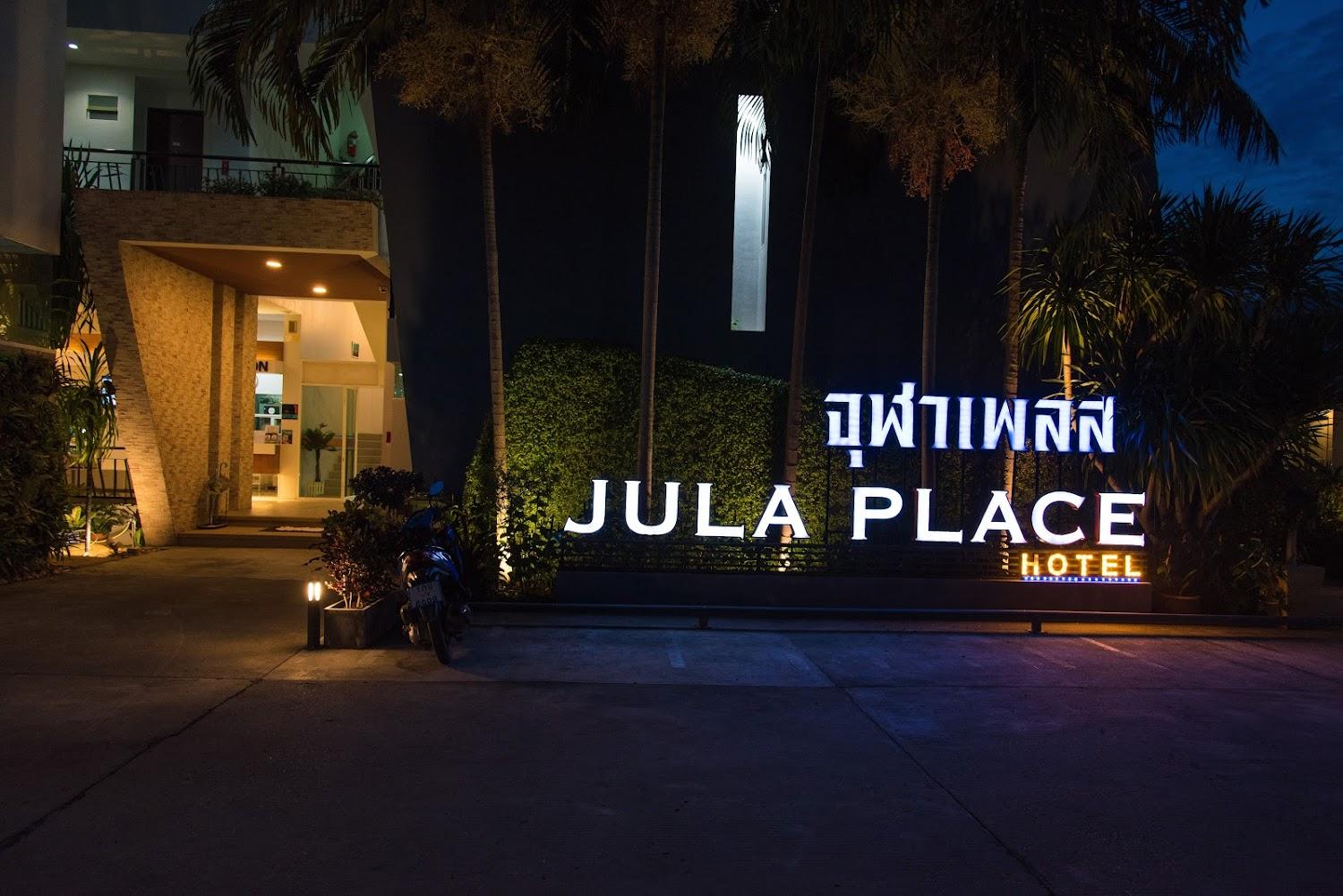 Cover Image for Jula Place