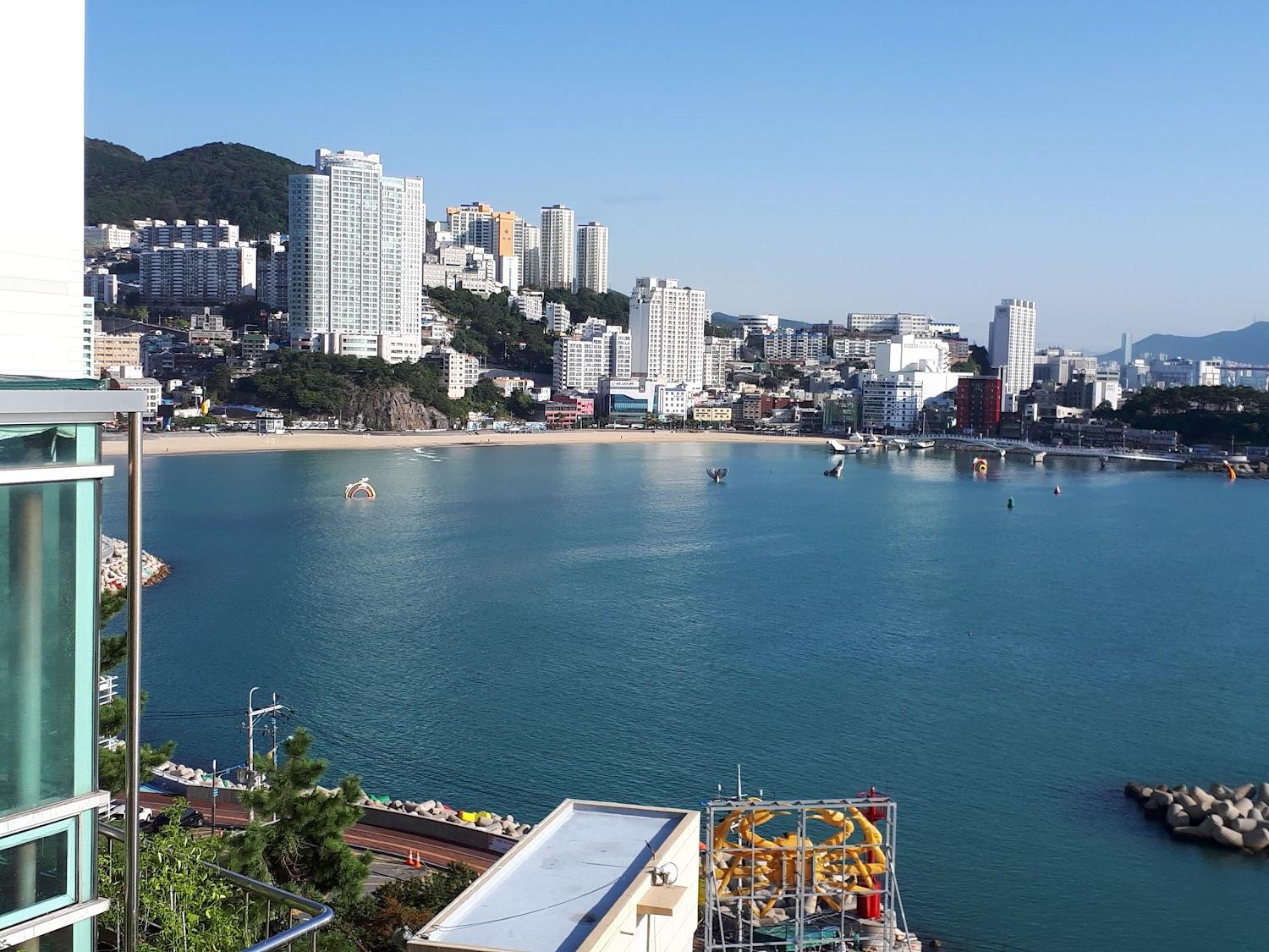 Cover Image for 모노하우스 부산 송도 (MONO HOUSE BUSAN SONGDO)