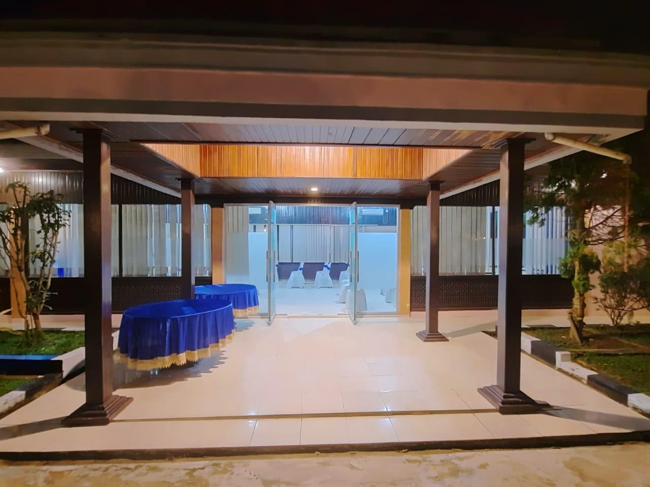 Cover Image for HOTEL MS