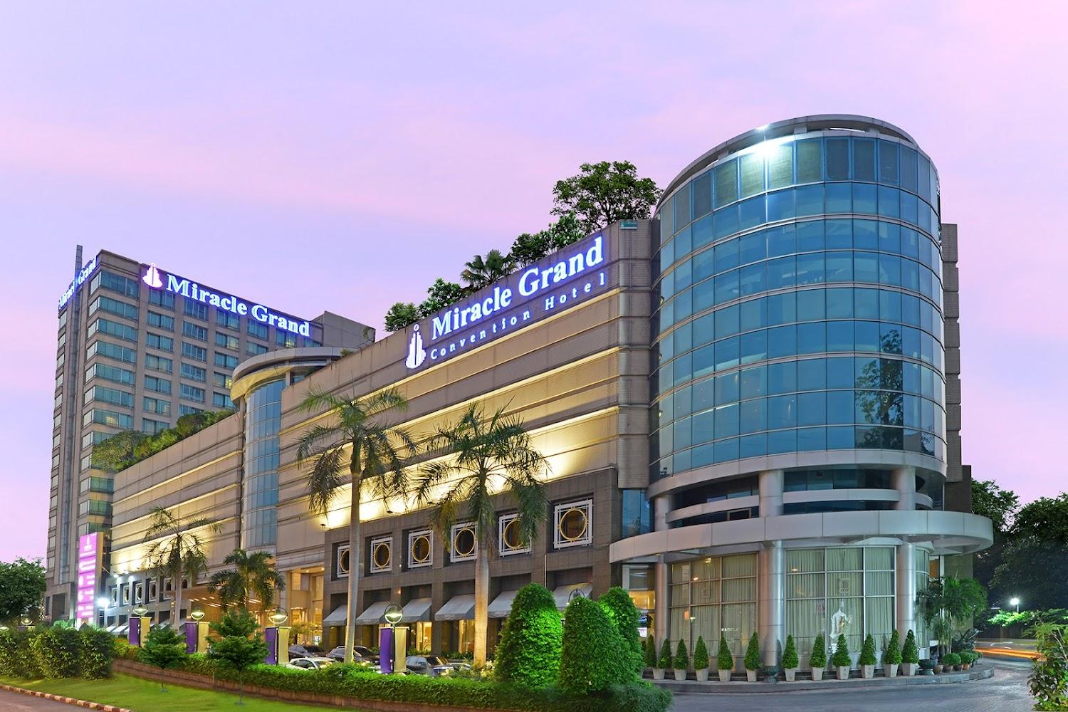 Cover Image for Miracle Grand Convention Hotel