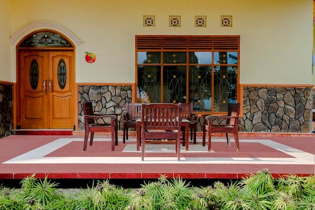 Cover Image for OYO Life 538 Villa Handayani Syariah
