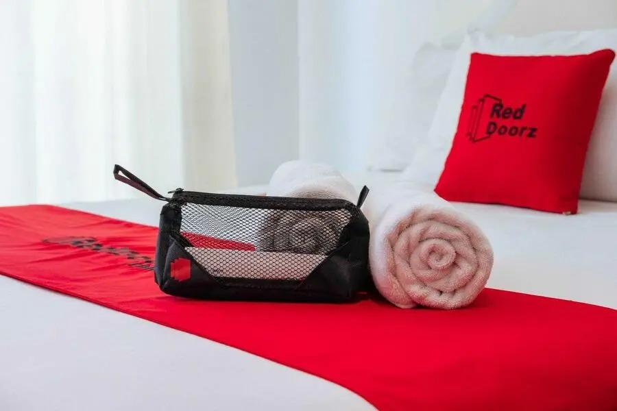 Cover Image for RedDoorz near Primaya Hospital Pangkal Pinang