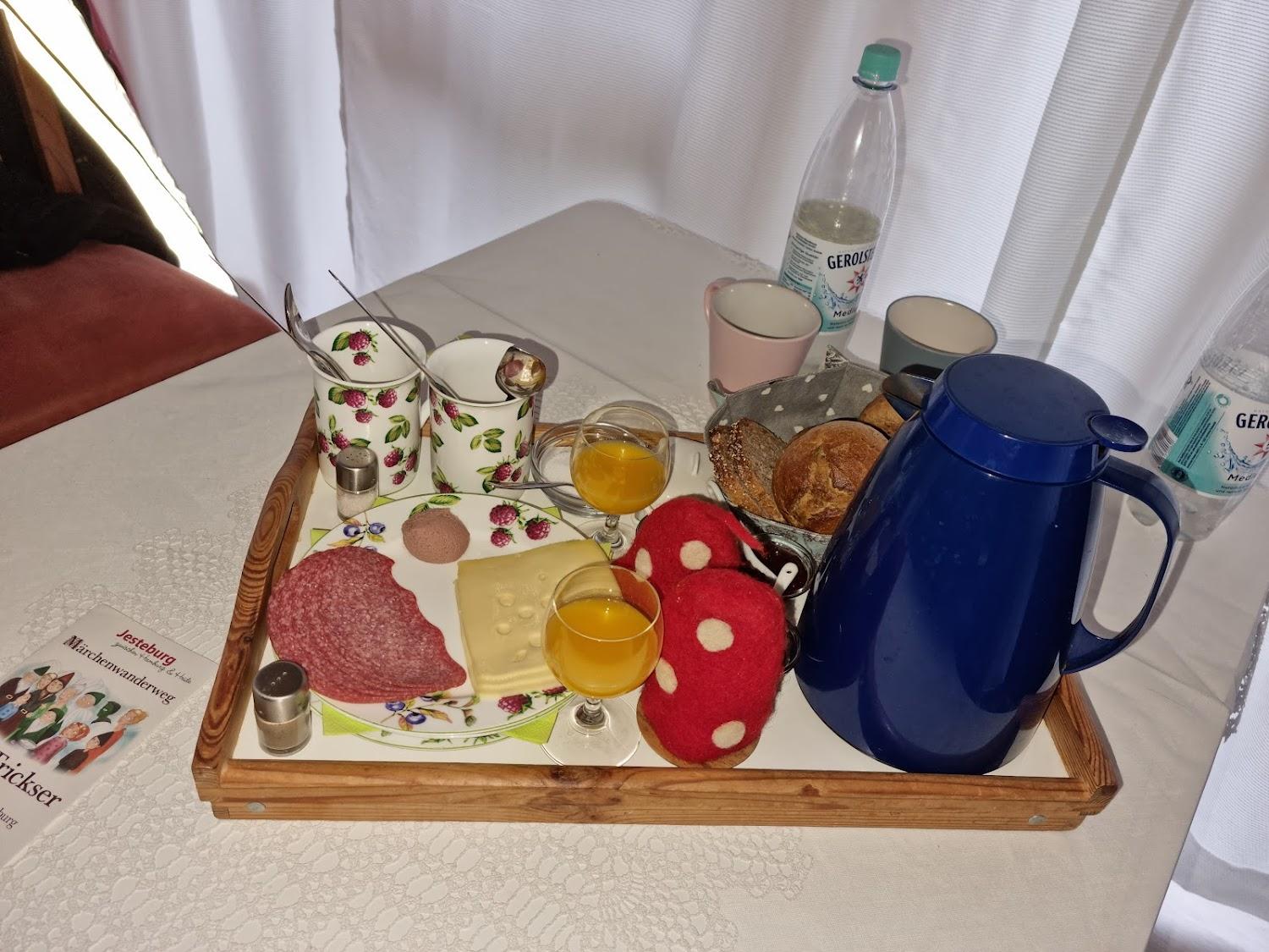 Cover Image for Bed & Breakfast "Zum Kuhlberg" - Anke Perlowski
