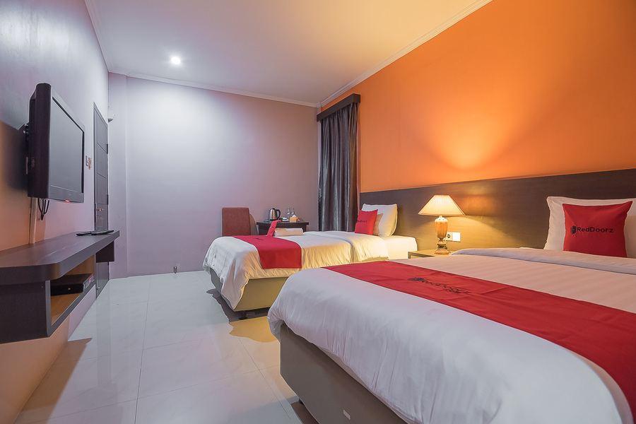 Cover Image for RedDoorz Plus @ Tanjung Pandan Belitung 2