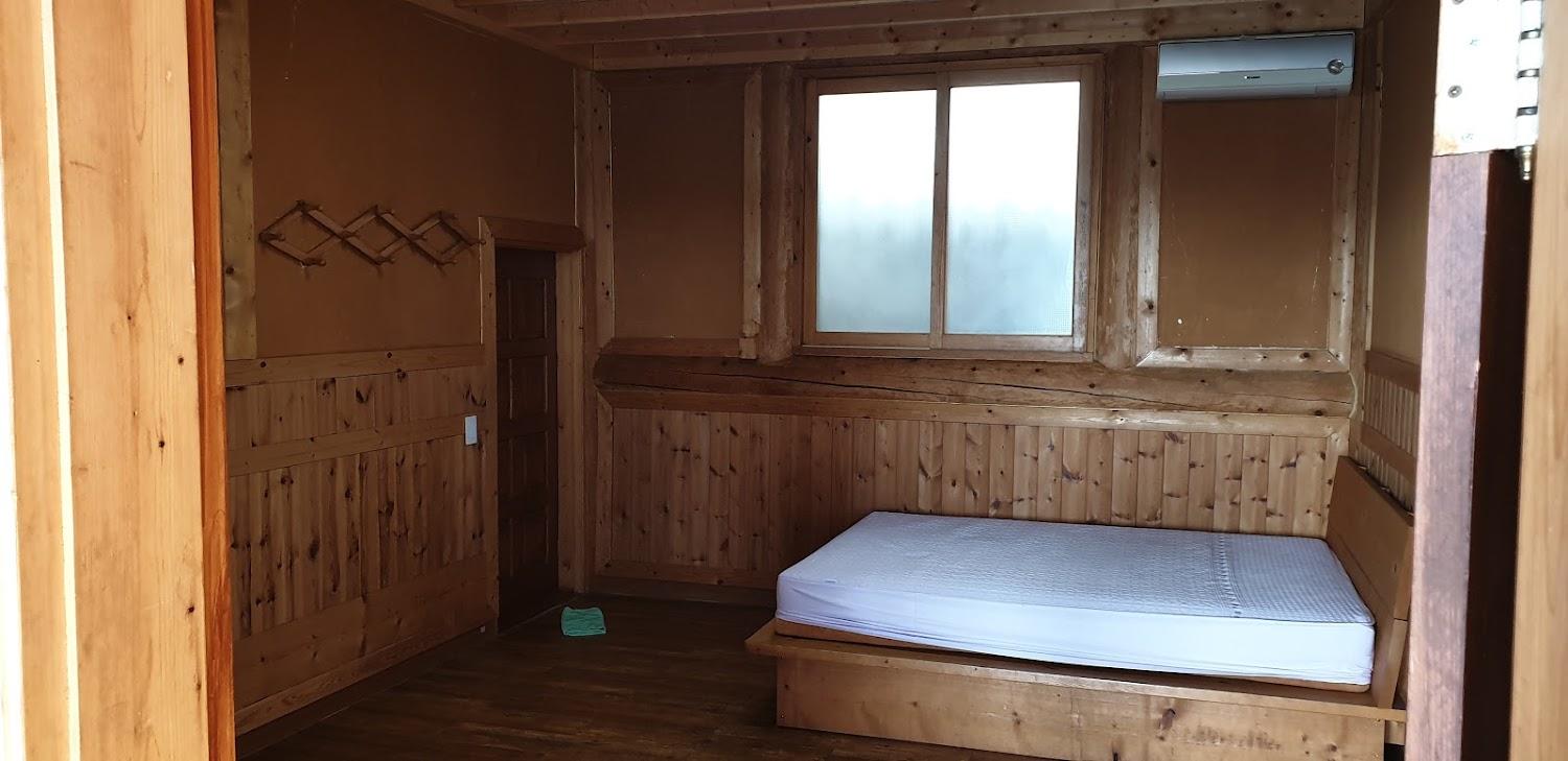 Cover Image for Geojedo Birds Hill Pension