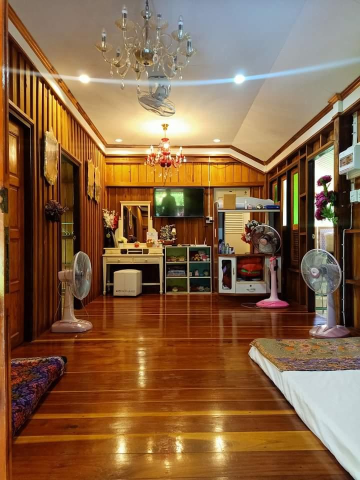 Cover Image for House Khiriwong