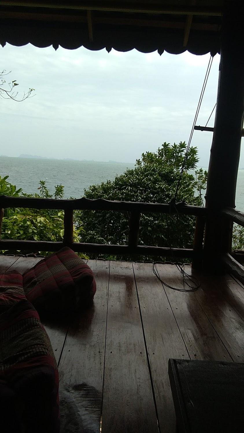 Cover Image for Lucky Resort