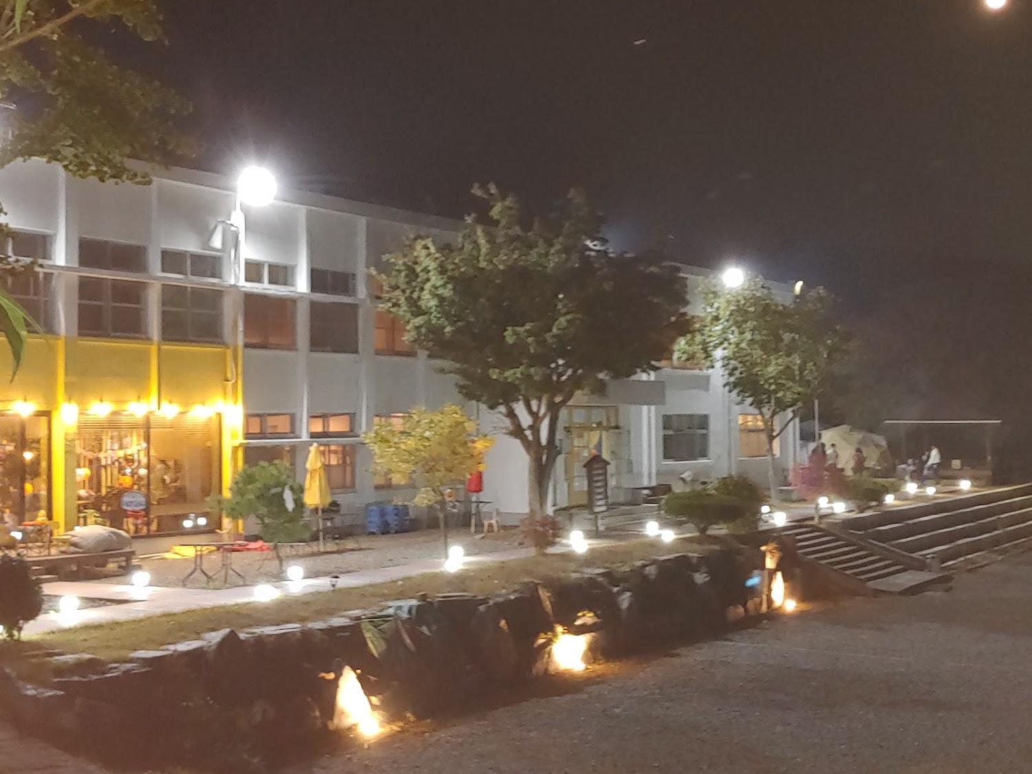 Cover Image for Hangul Library Seosan Glamping Campground