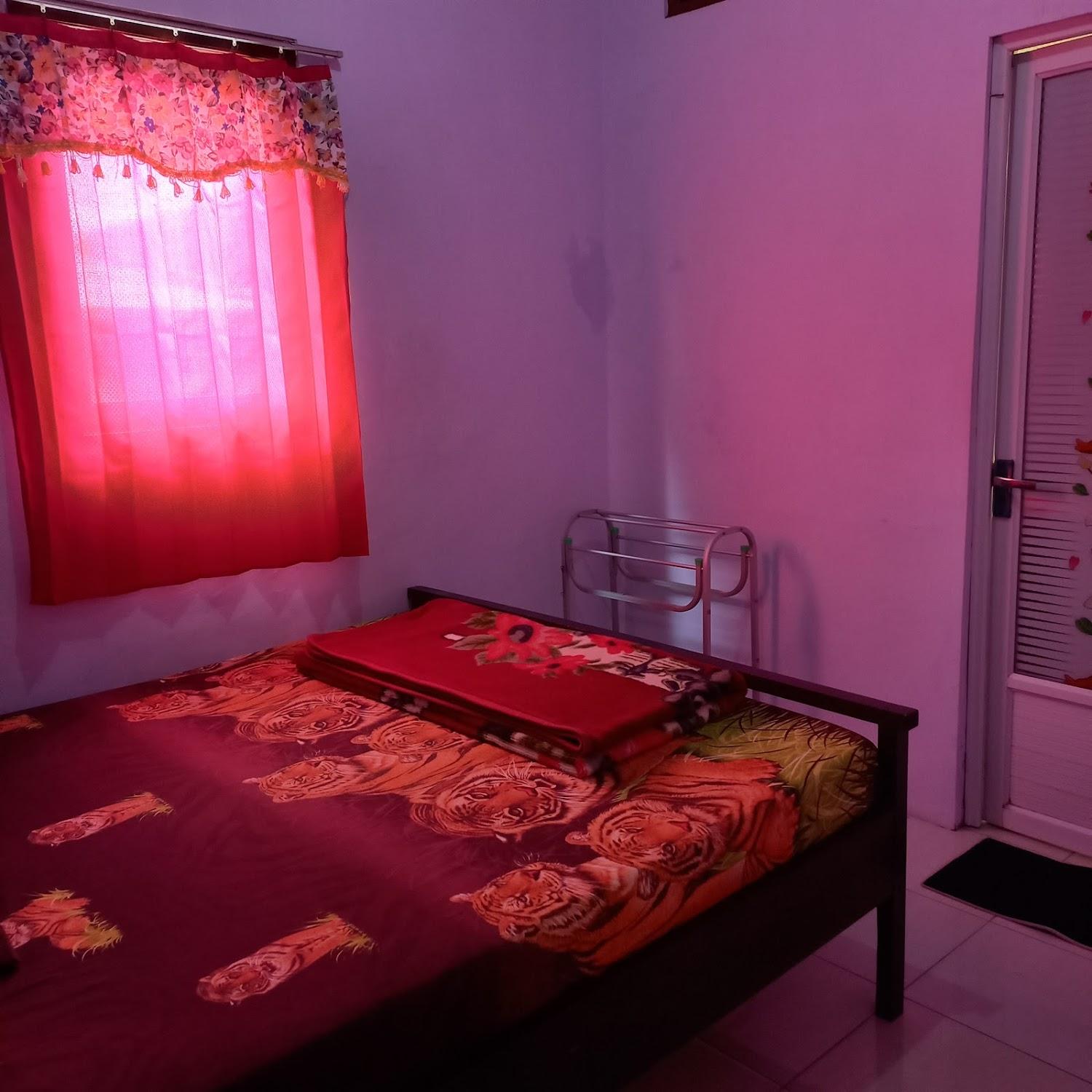 Cover Image for Family Homestay