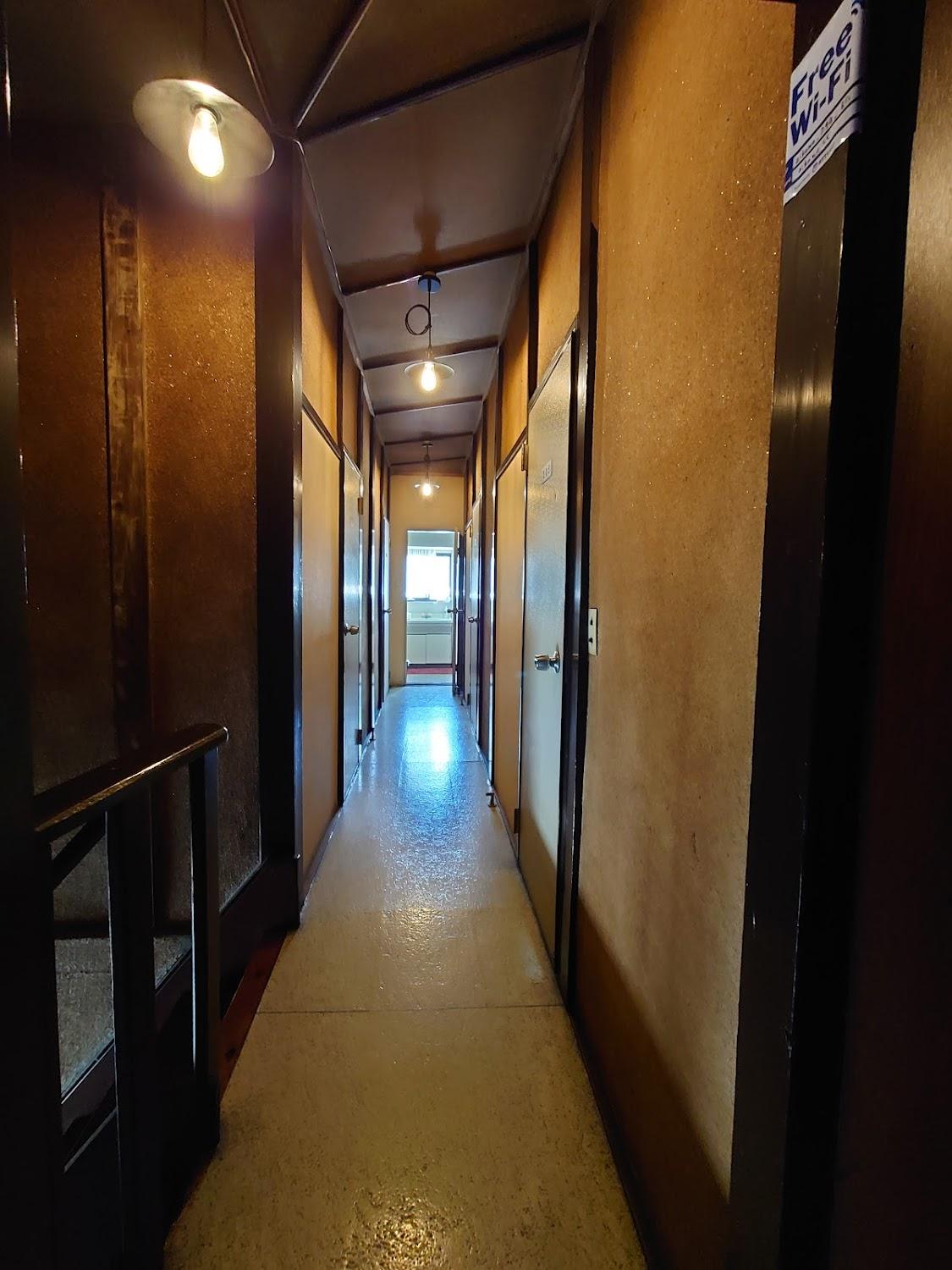 Cover Image for Aikawa Hotel