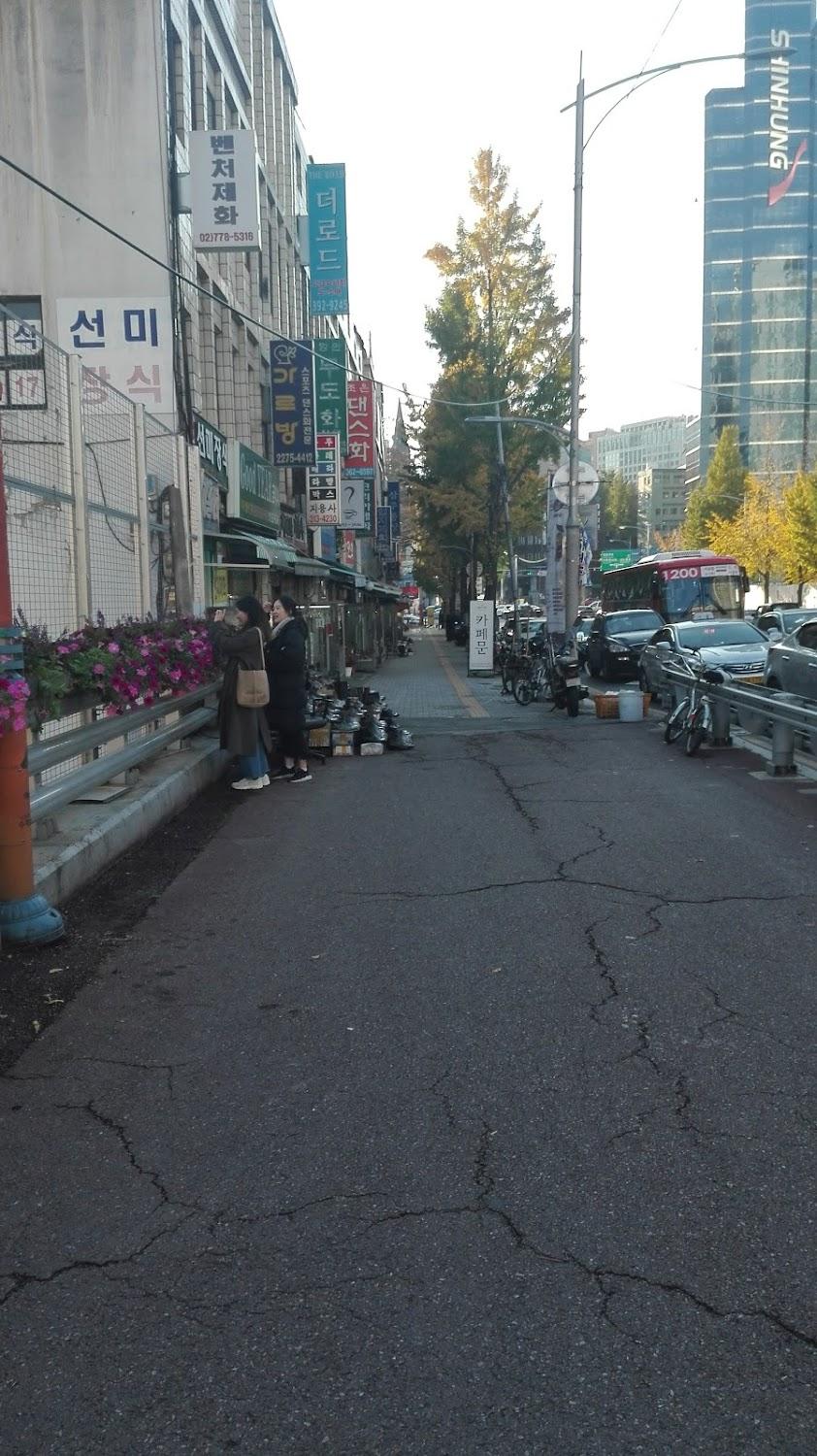 Cover Image for Jjak Motel Daejeon