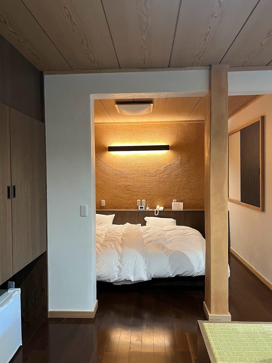 Cover Image for Miki Inn