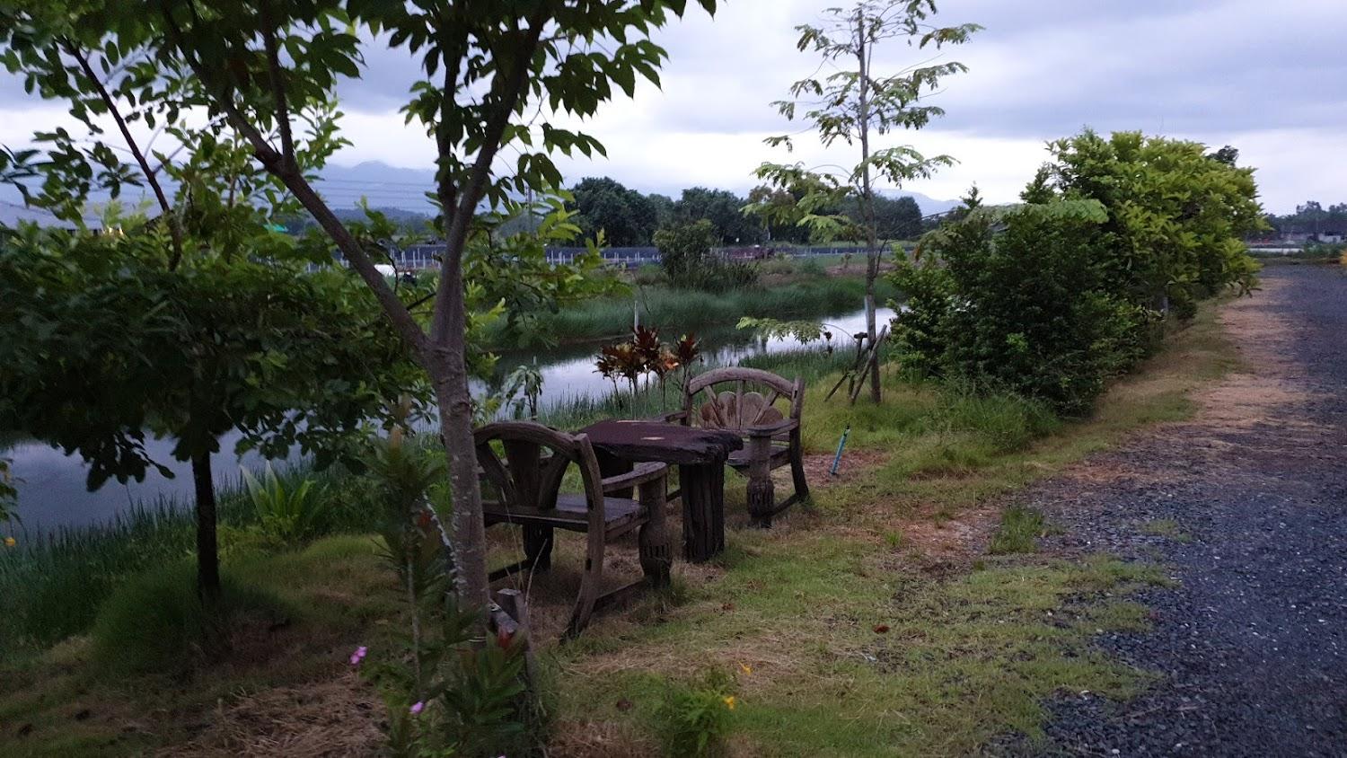Cover Image for เรือนไม้เสม็ดงามรีสอร์ท จันทบุรี