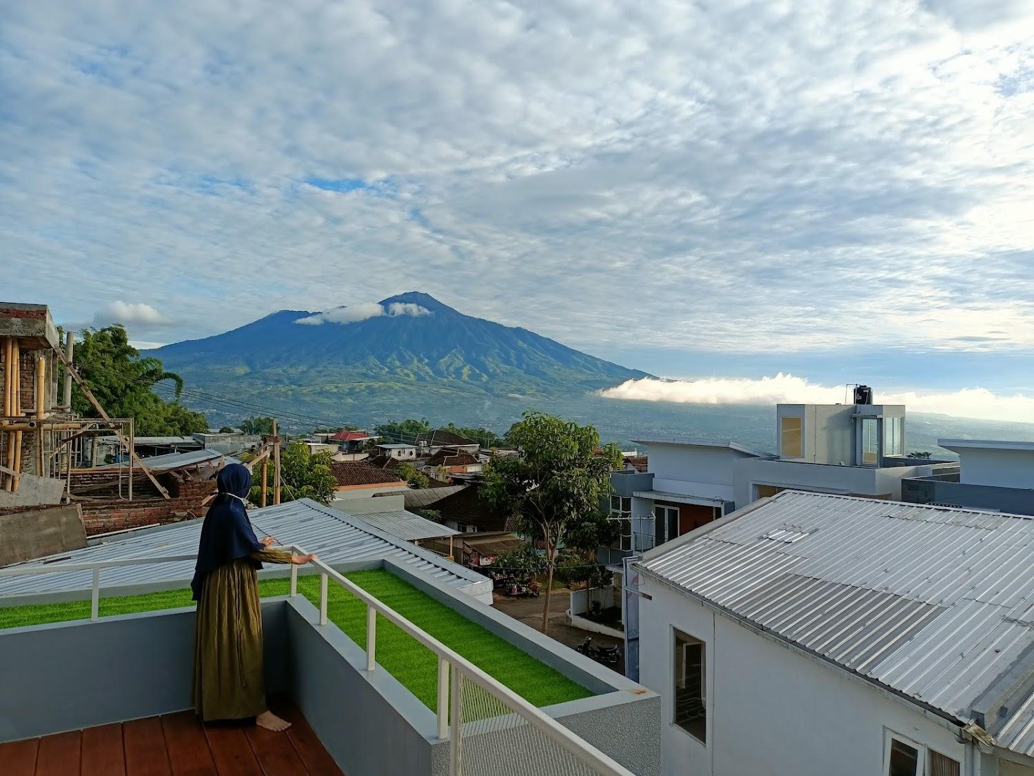 Cover Image for Villa Ravindra Batu