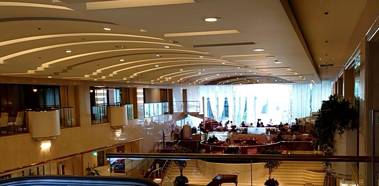 Cover Image for Lobby Lounge