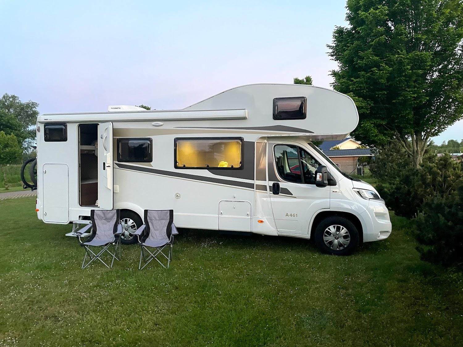 Cover Image for Camping Blue Lagoon