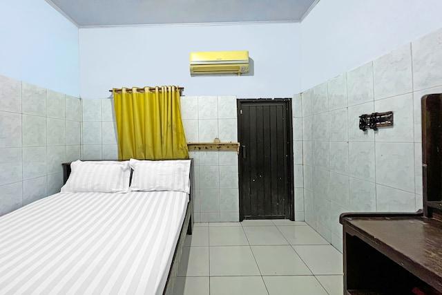 Cover Image for OYO 92675 Hotel Rosna