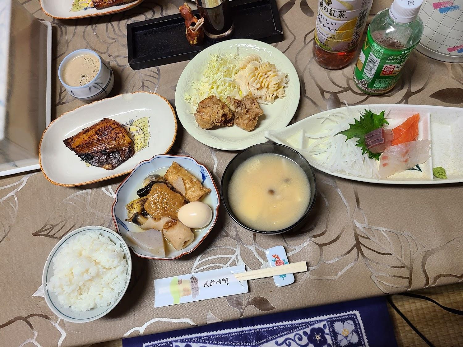 Cover Image for HOTEL-YAMAGAMI-INN