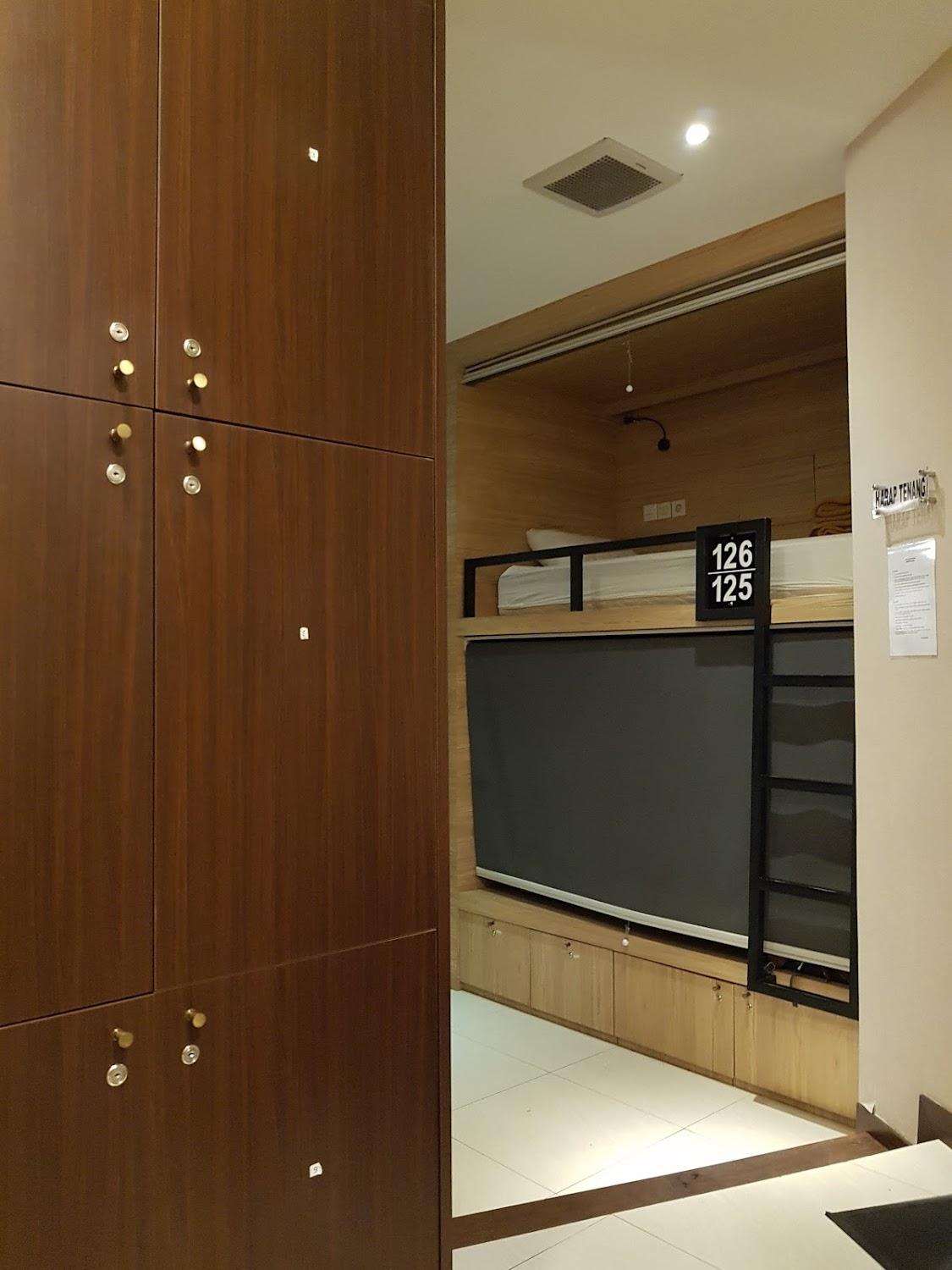 Cover Image for Hotel Rail Transit Suite Gambir
