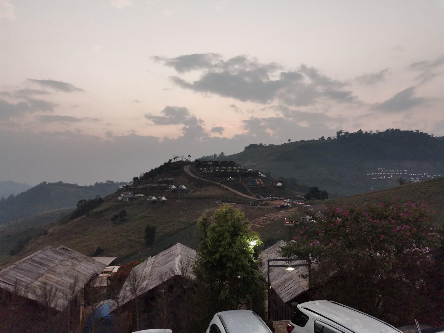 Cover Image for Mon View Ngarm