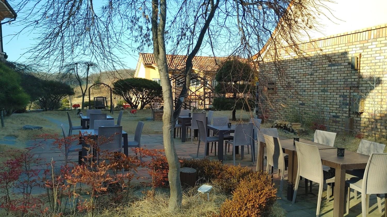 Cover Image for 중휴림