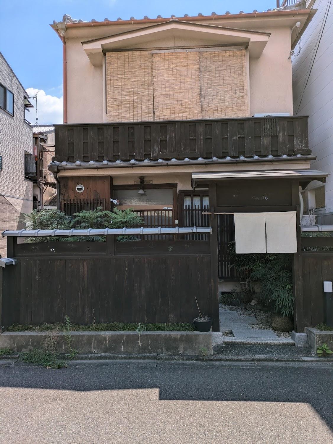 Cover Image for Guest House Higashiyama