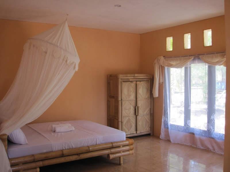 Cover Image for Bunga Bungalows