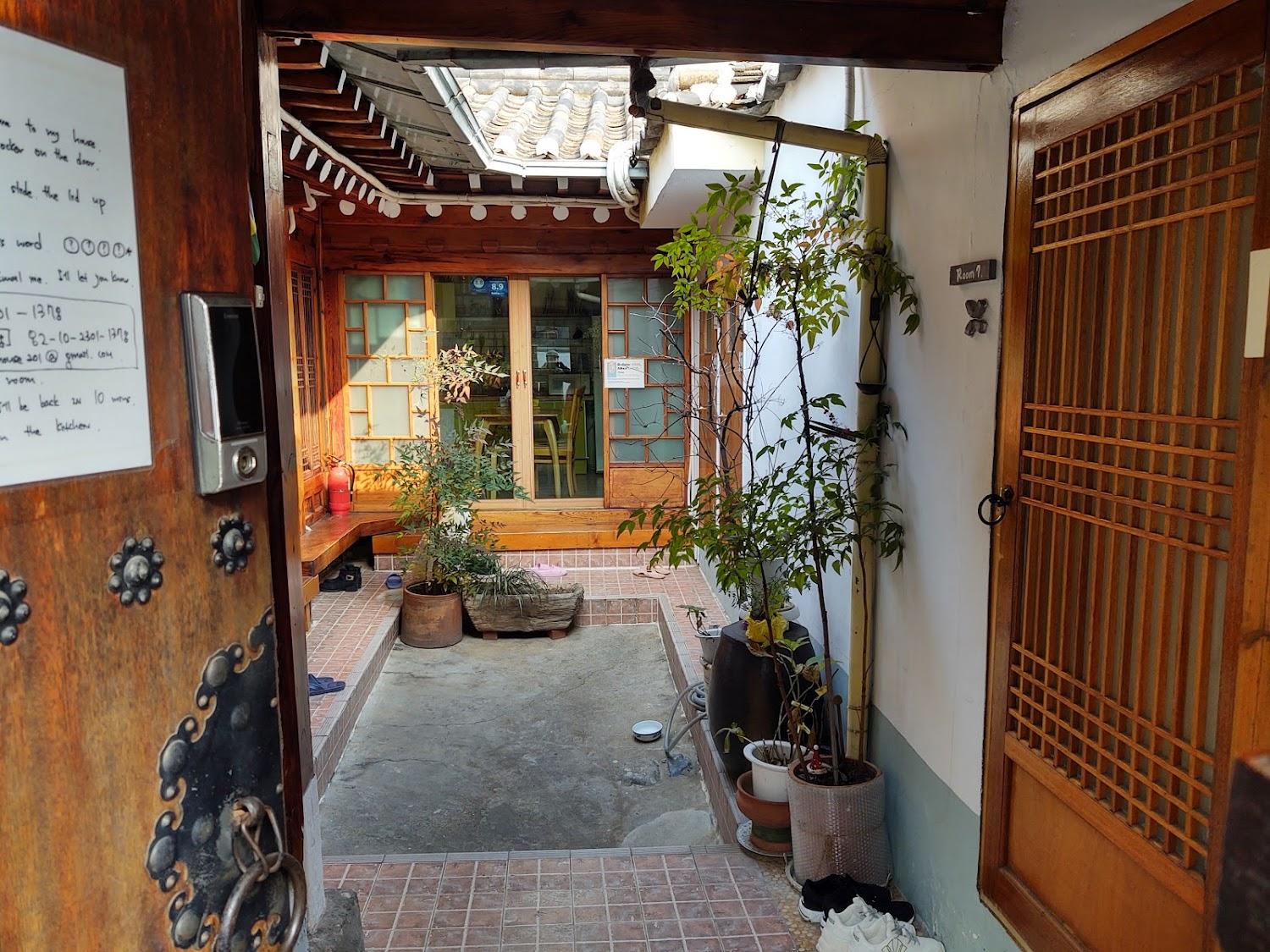 Cover Image for 한옥게스트하우스202