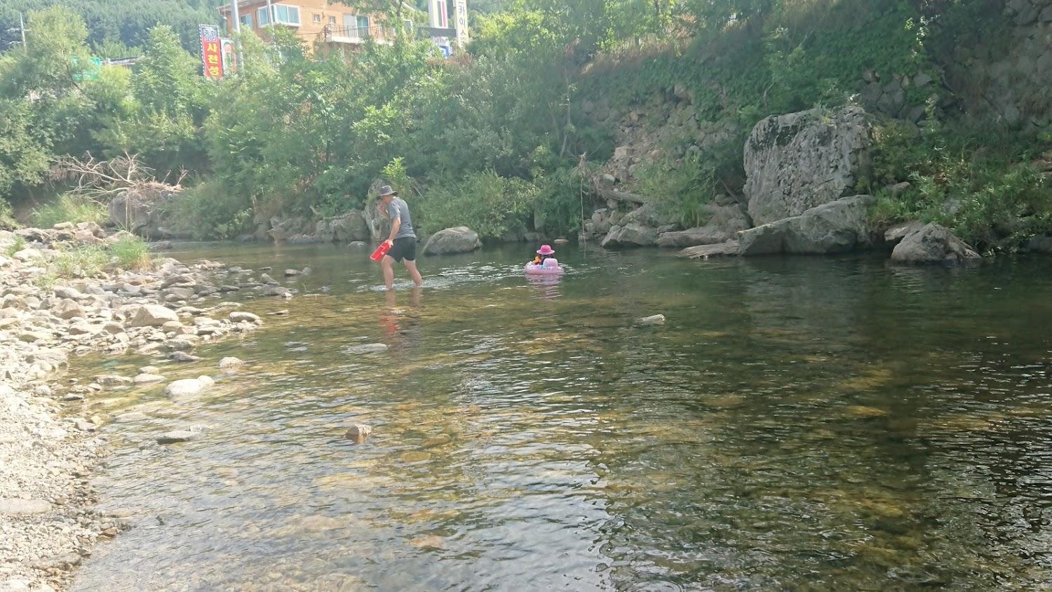 Cover Image for 구천동펜션모텔