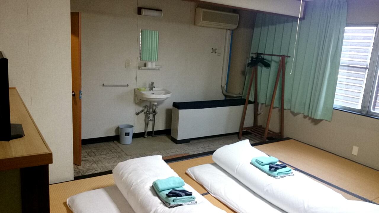 Cover Image for Nagato Station Hotel