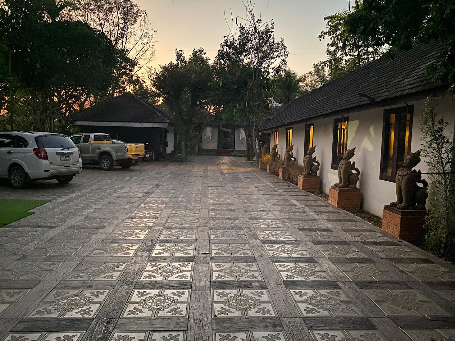 Cover Image for Laan Mai Fai Chang Resort