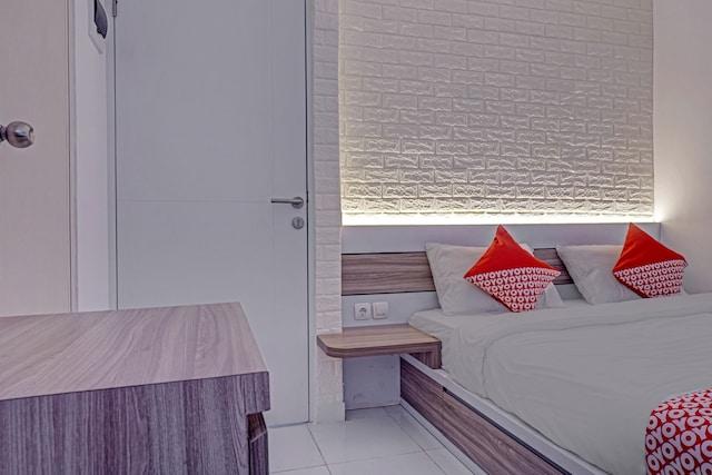 Cover Image for OYO 90120 Bolang Room
