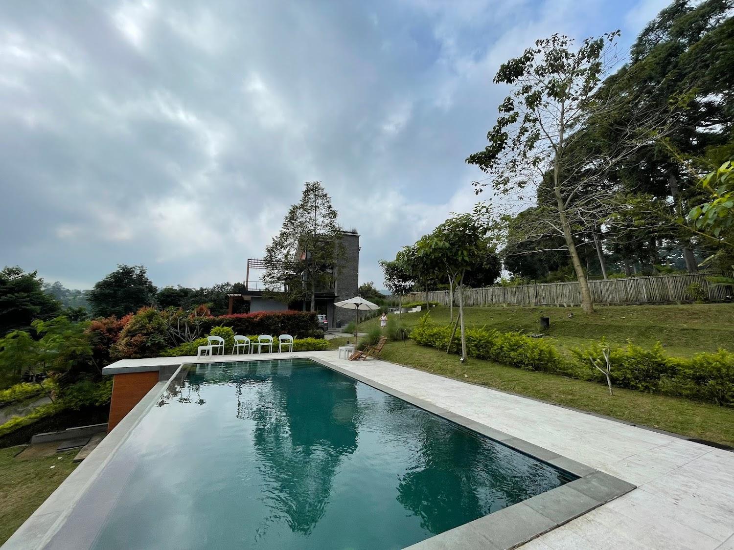 Cover Image for Villa D'owa