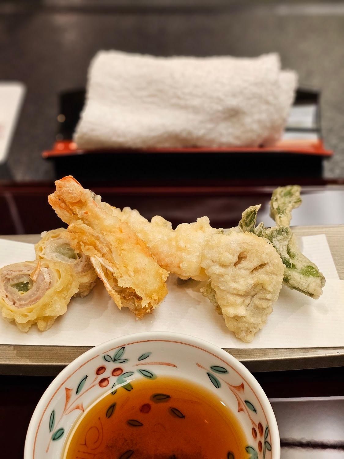 Cover Image for Gion Ryokan Karaku
