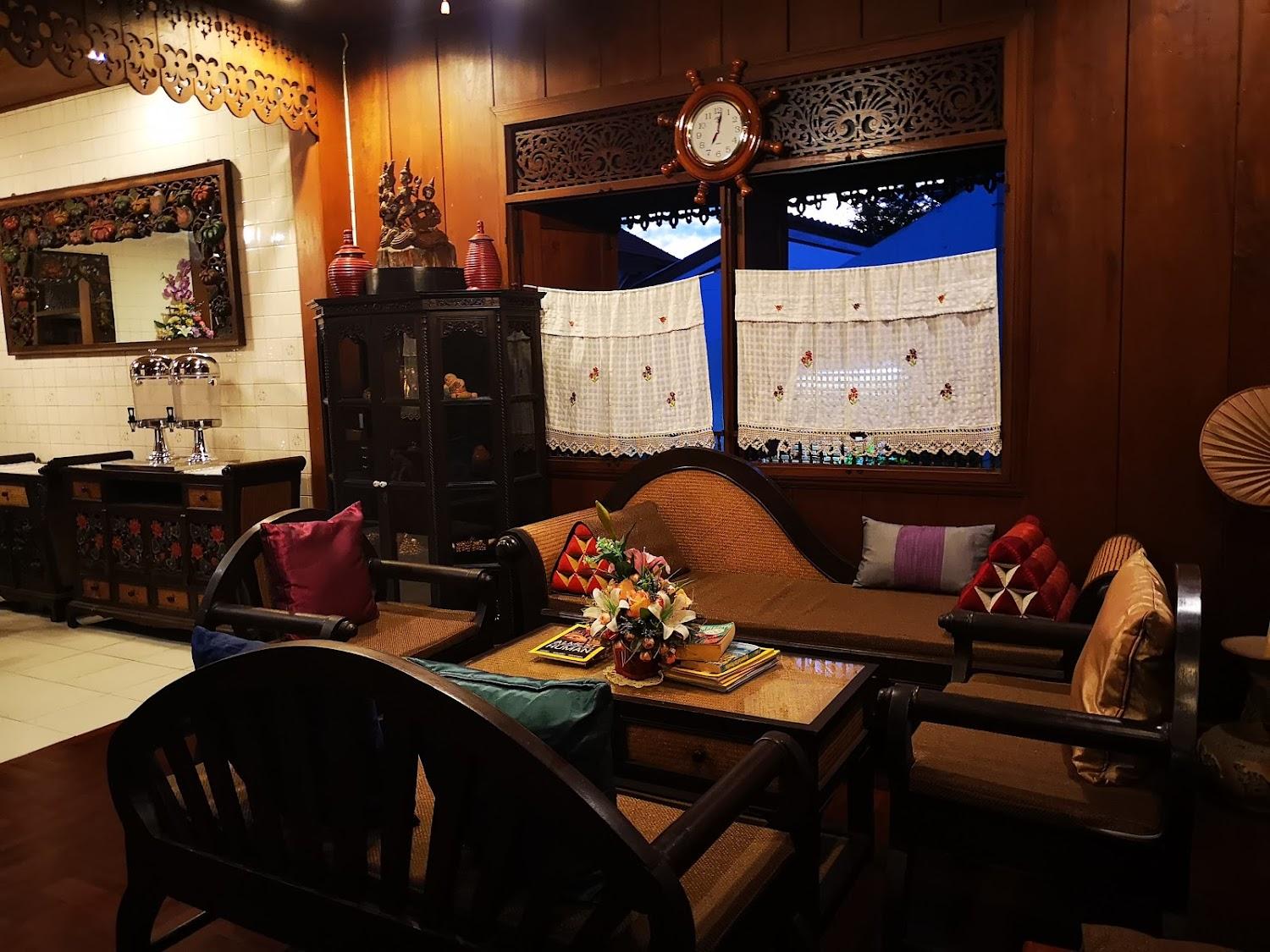 Cover Image for Ban Kham Wan Restaurant