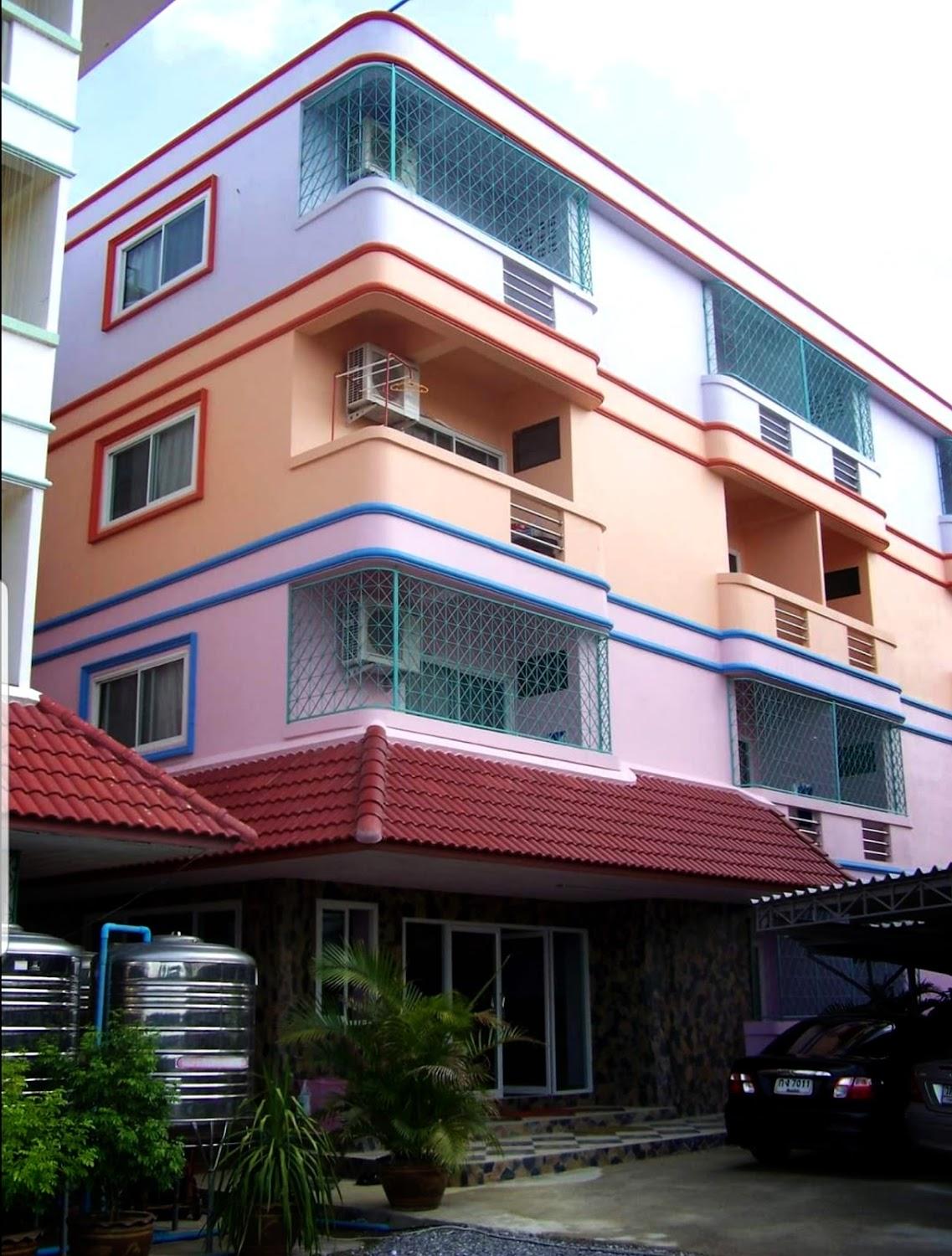 Cover Image for Somsri Apartment