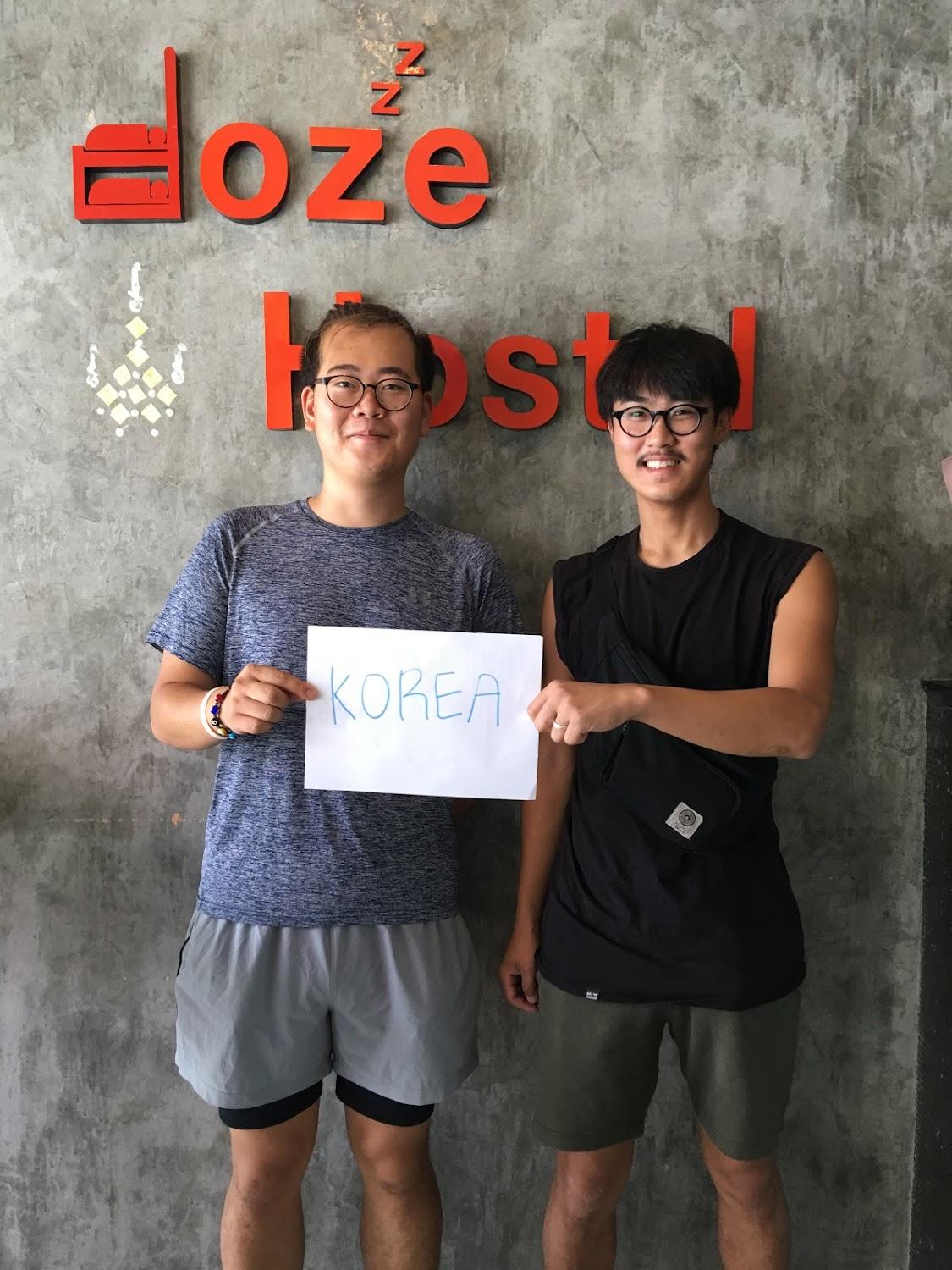 Cover Image for Doze Hostel