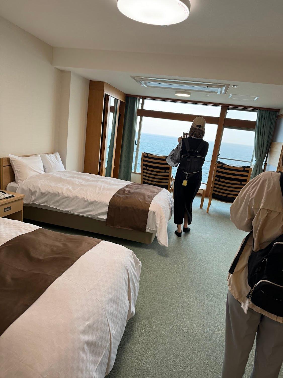 Cover Image for Sanjō-kan (Hotel Urashima)