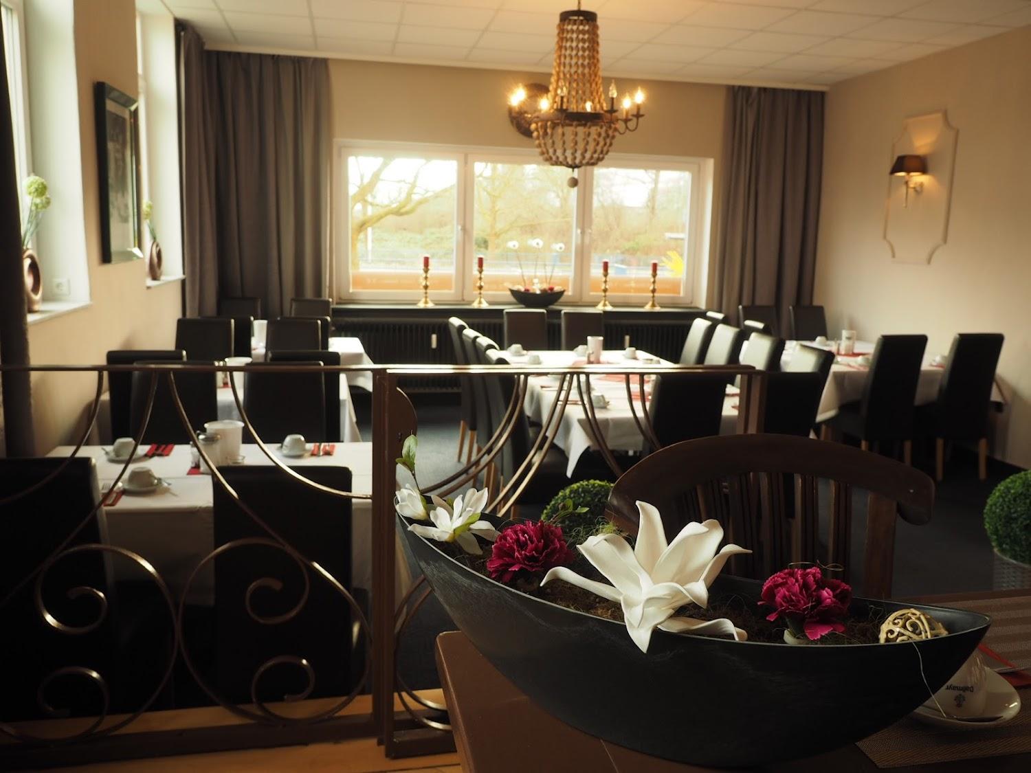 Cover Image for Hotel Sehnder Hof // Motel Speed GmbH