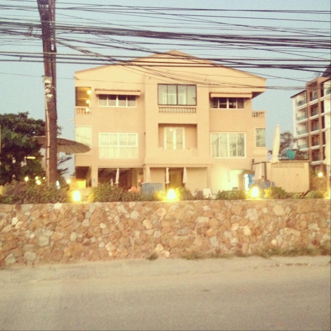 Cover Image for Isawanya Beach Resort Hotel