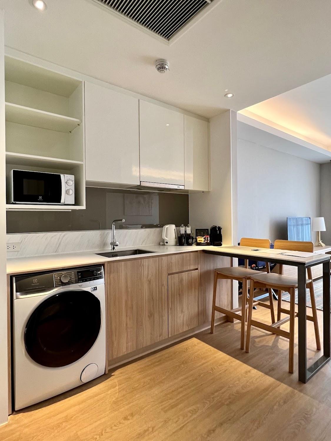 Cover Image for Oakwood Suites Bangkok