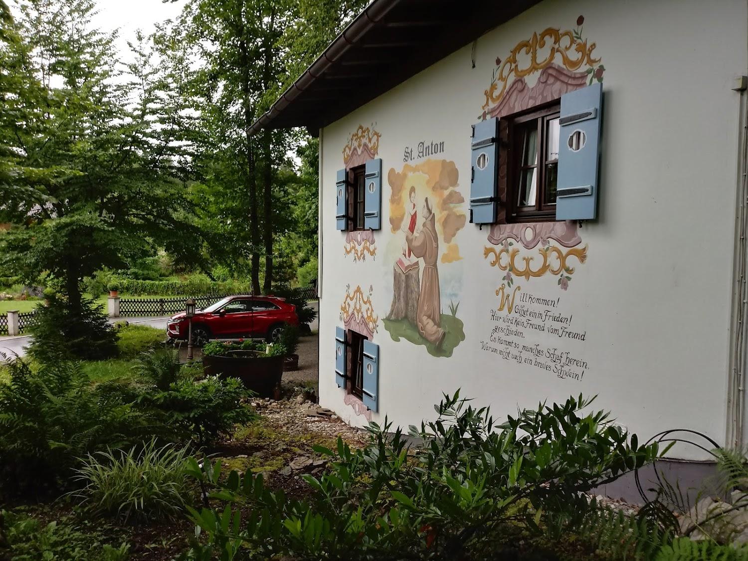 Cover Image for St. Anton