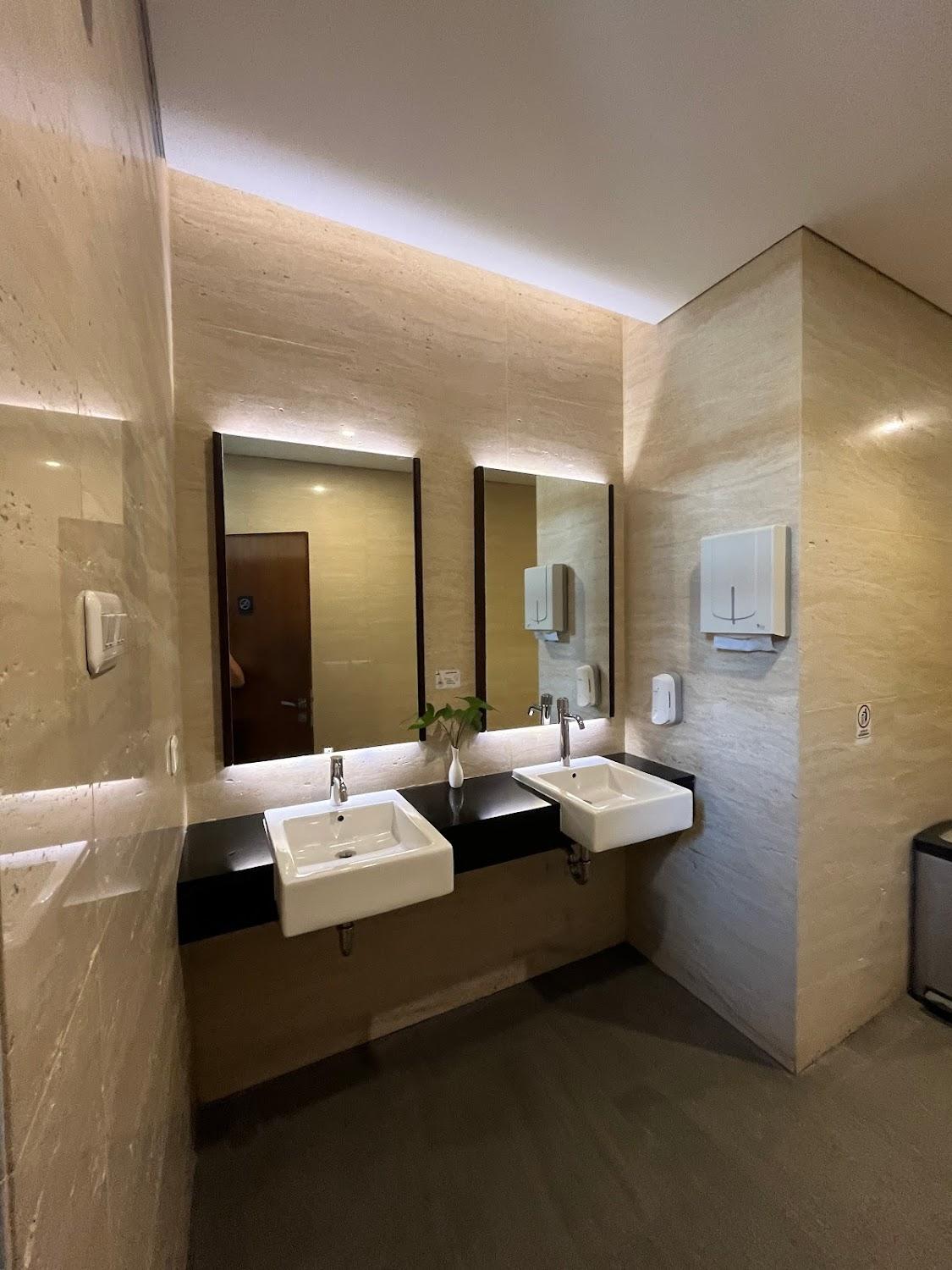 Cover Image for Hotel NEO+ Green Savana Sentul City