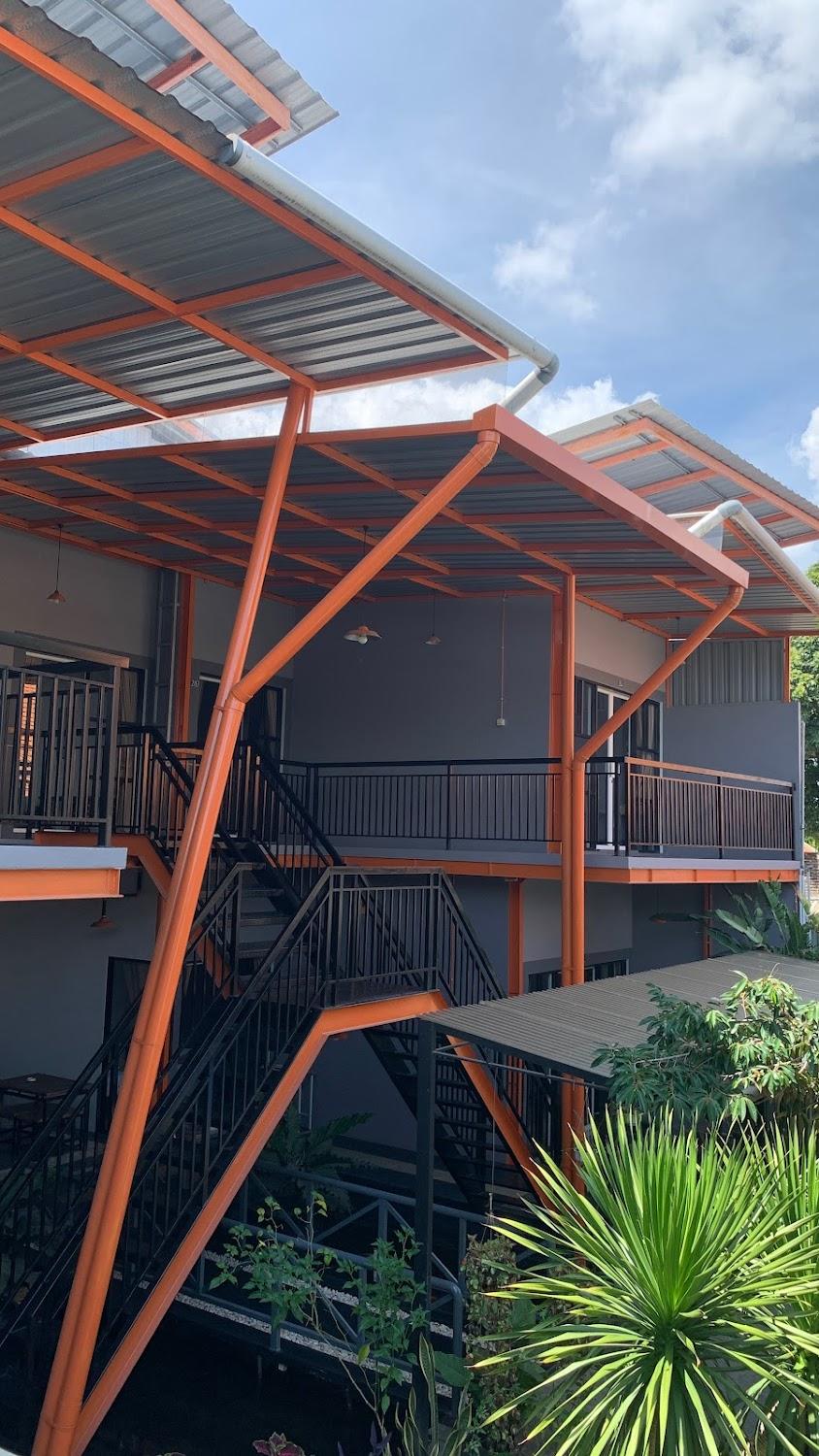 Cover Image for ndalem Sorogenen guesthouse