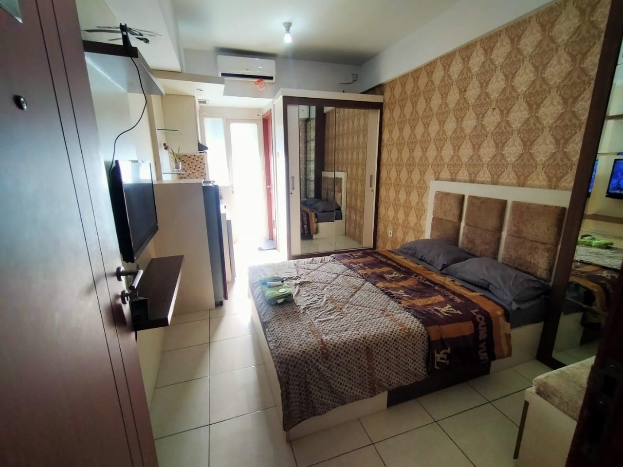 Cover Image for RedDoorz Apartment @ Green Lake View Ciputat