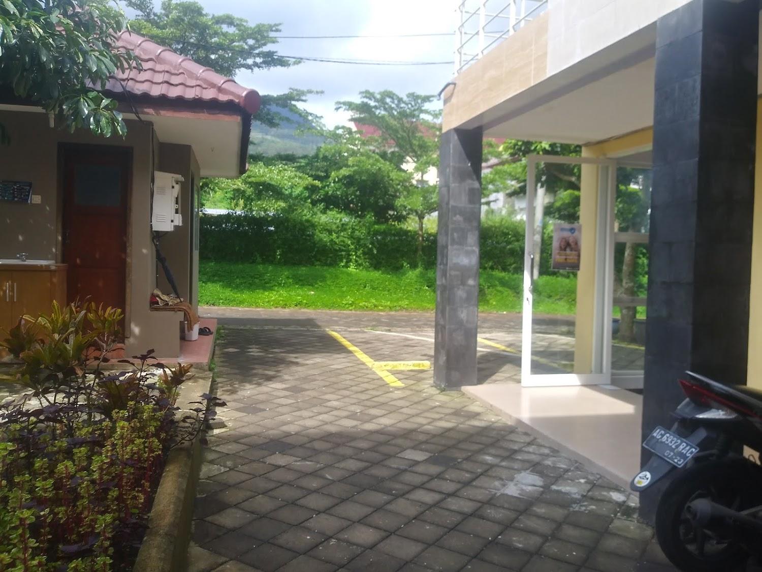 Cover Image for RedDoorz near Jawa Timur Park 2